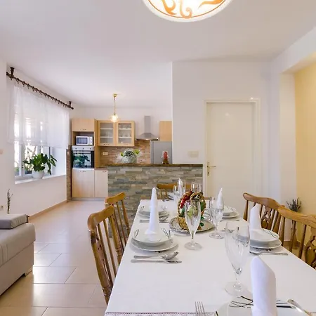 Kuca Dragica Vakantiehuis *