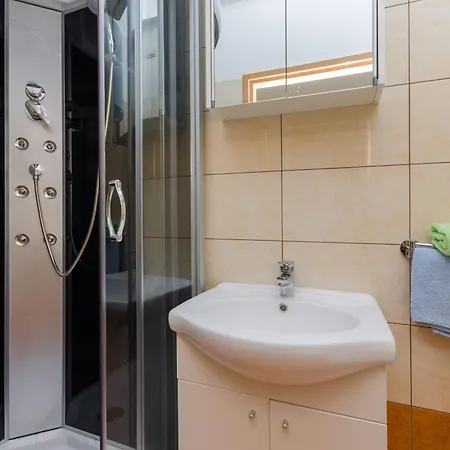 Kuca Dragica * Grizane-Belgrad