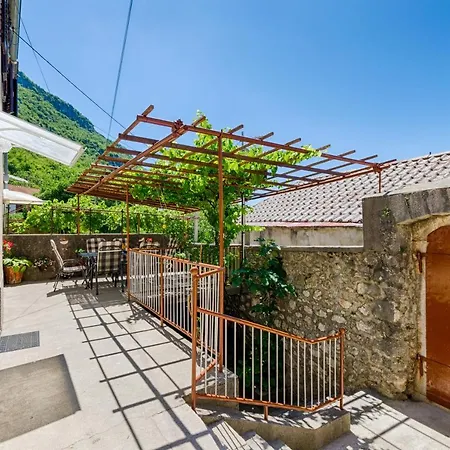 Kuca Dragica Semesterbostad Grižane