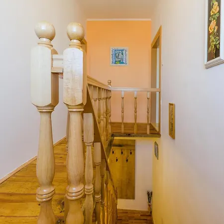 Kuca Dragica Holiday home *